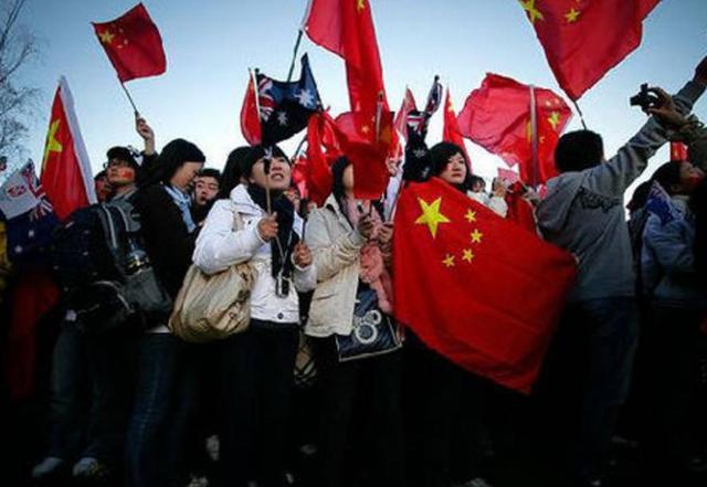 促消费 稳外贸 推动内外贸一体化发展